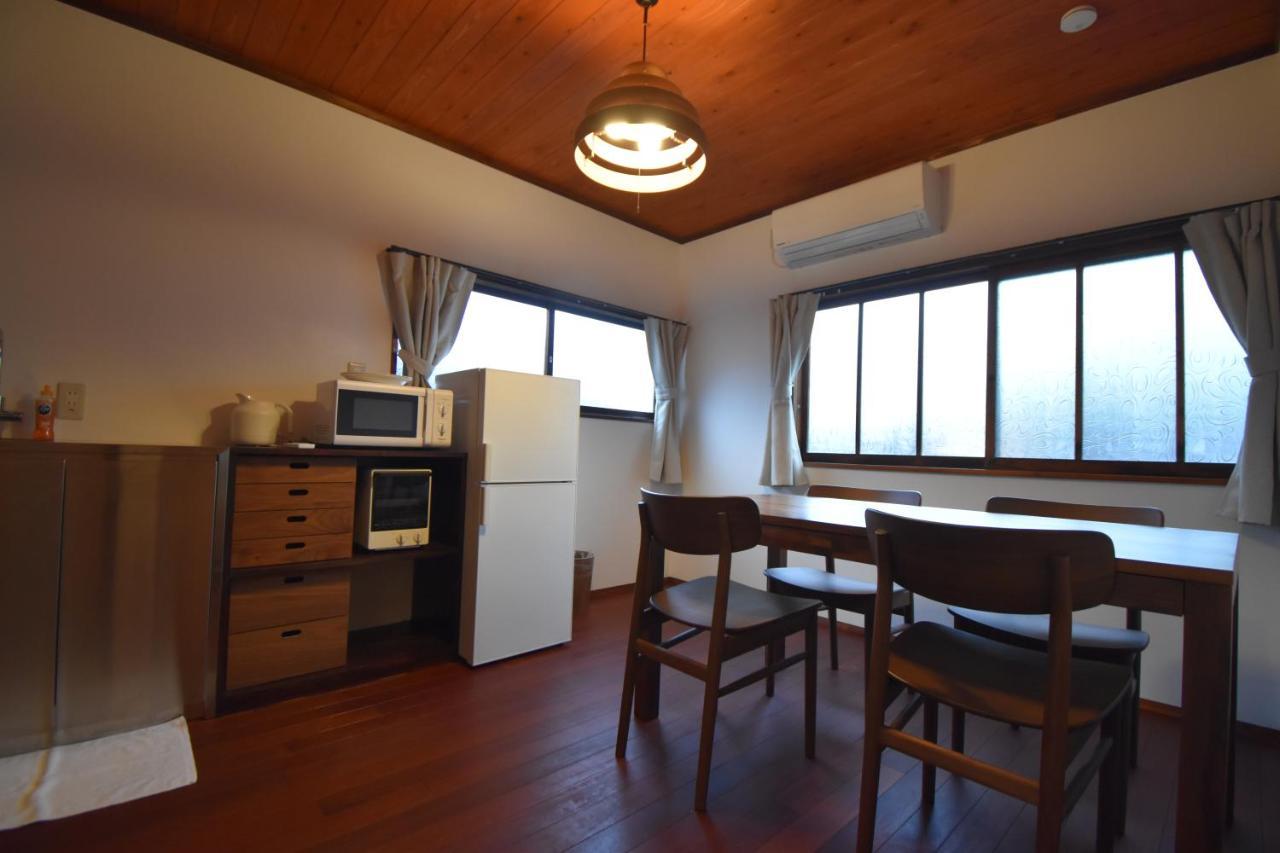 Quaint House Naoshima Hotel Exterior photo