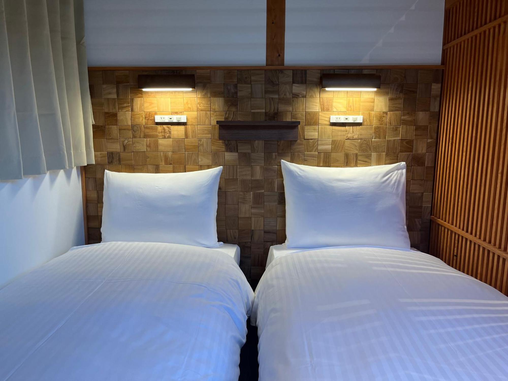 Quaint House Naoshima Hotel Exterior photo